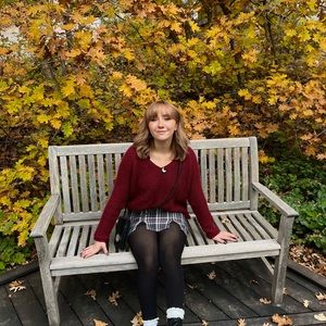 Meet your Posher, Mia